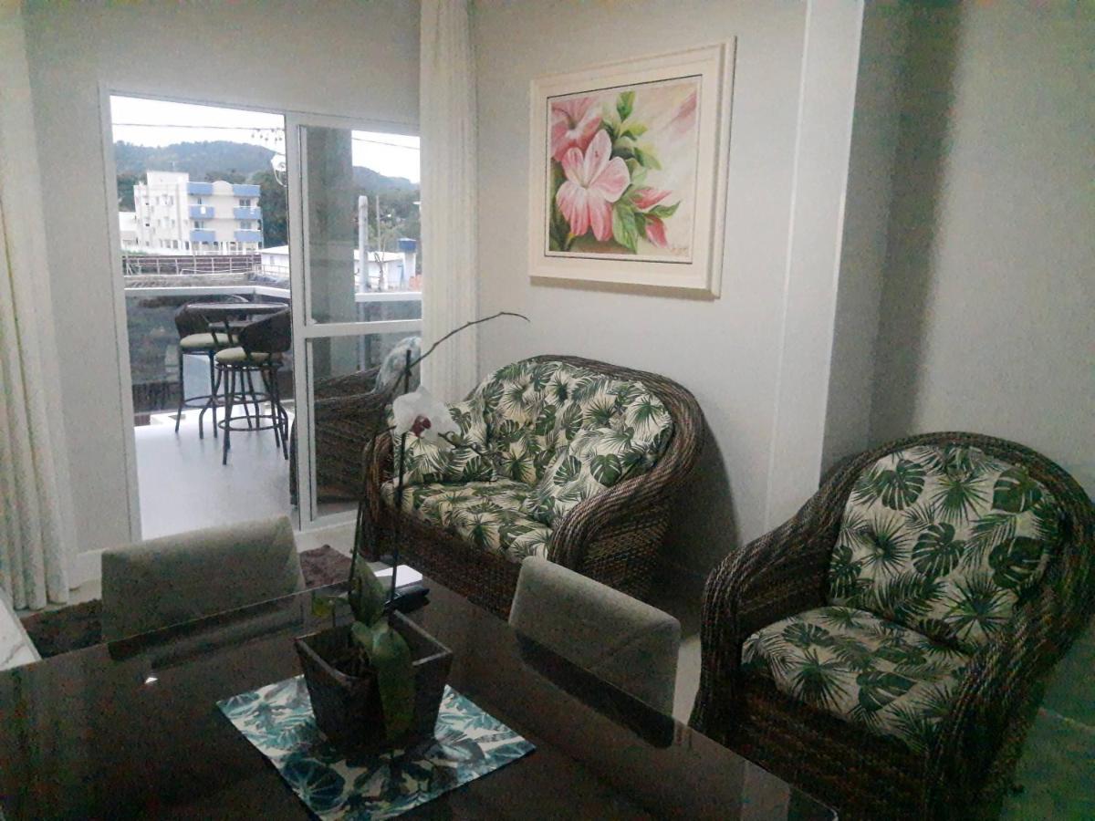 Deus E Bom O Tempo Todo Apartment *